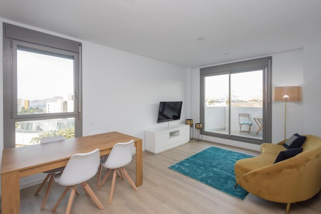 Appartement Casa Vacacional Isis Con Piscina à Las Palmas de Gran Canaria Extérieur photo