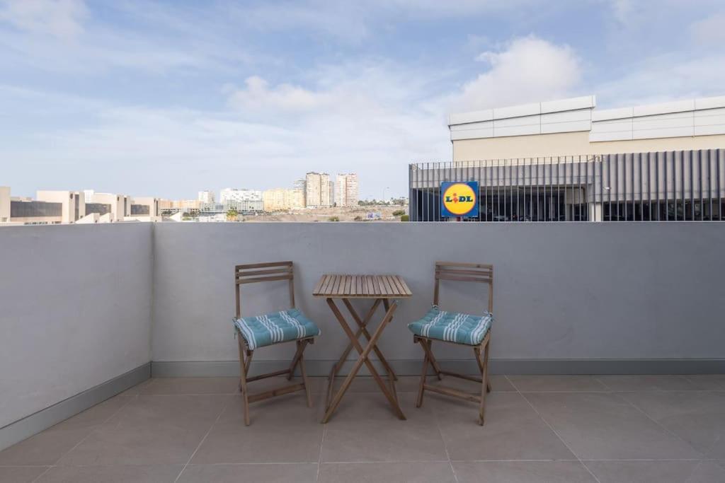 Appartement Casa Vacacional Isis Con Piscina à Las Palmas de Gran Canaria Extérieur photo